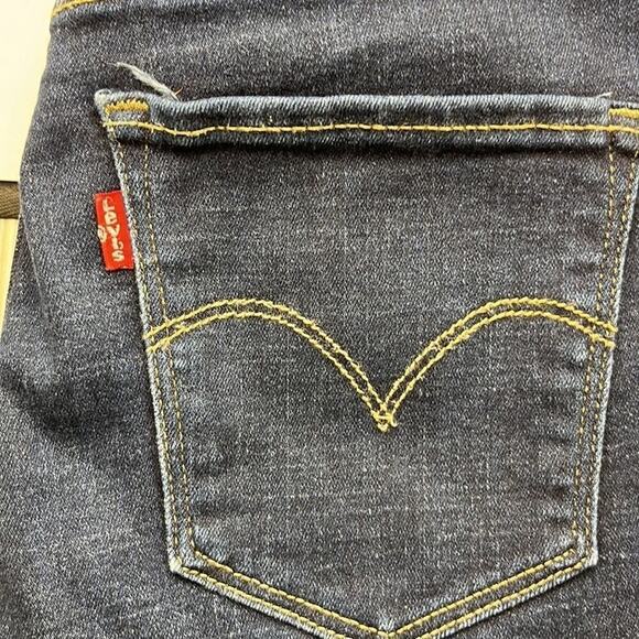 Levi’s Bermuda Short Size 28 - Picture 11 of 16